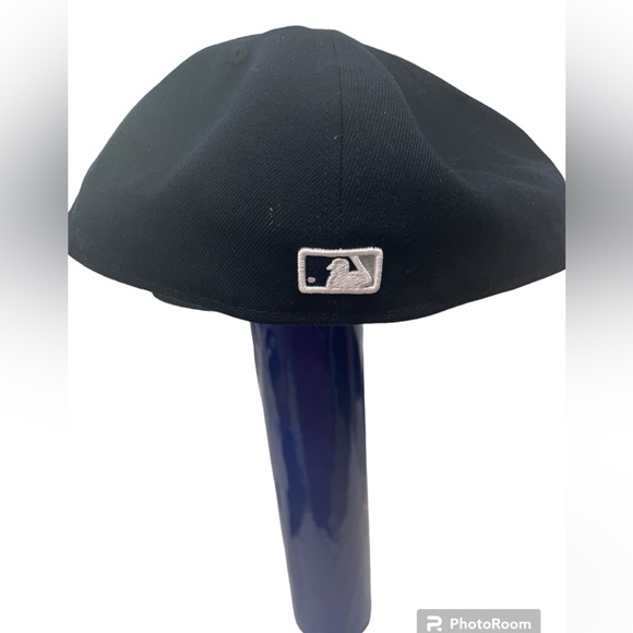 New NY Yankees hat size 8 3/8 - Picture 4 of 6